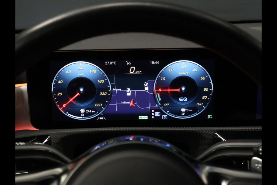 Mercedes-Benz CLA-Klasse 250 e AMG Line [APPLE CARPLAY, ANDROID, TREKHAAK, STOELVERWARMING, CRUISE CONTROL, PDC V+A, ACHTERUITRIJ CAMERA, AMG STYLING, NAVIGATIE, CLIMATE CONTROL, NIEUWSTAAT]