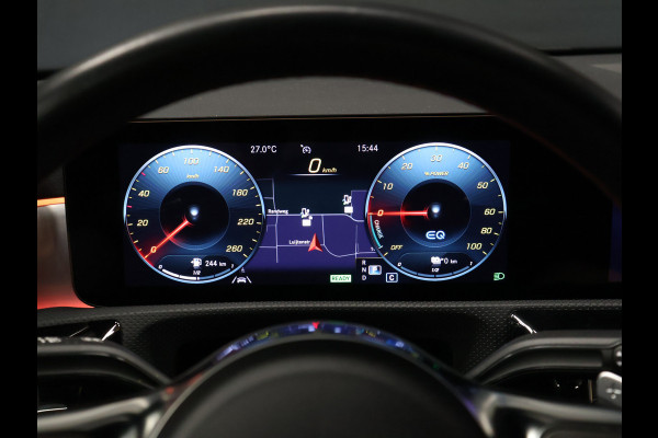 Mercedes-Benz CLA-Klasse 250 e AMG Line [APPLE CARPLAY, ANDROID, TREKHAAK, STOELVERWARMING, CRUISE CONTROL, PDC V+A, ACHTERUITRIJ CAMERA, AMG STYLING, NAVIGATIE, CLIMATE CONTROL, NIEUWSTAAT]