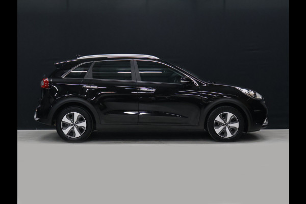 Kia Niro 1.6 GDi Hybrid DynamicLine [APPLECARPLAY, ANDROID, ACHTERUITRIJCAMERA, CRUISECONTROL, CLIMATE CONTROL, HALFLEDER, NAVIGATIE, LANE ASSIST, BLUETOOTH, NIEUWSTAAT]