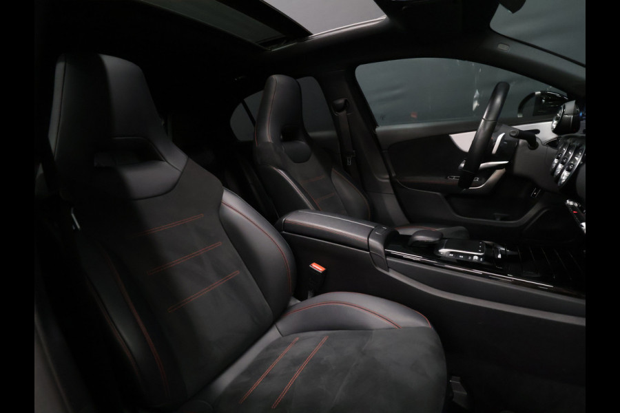 Mercedes-Benz A-Klasse 250 e Business Solution AMG Limited [SCHUIFKANTELDAK, APPLE CARPLAY, ANDROID, STOELVERWARMING,CRUISE CONTROL, PDC V+A, ACHTERUITRIJ CAMERA, KEYLESS ENTRY, CLIMATE CONTROL, NAVIGATIE, NIEUWSTAAT]