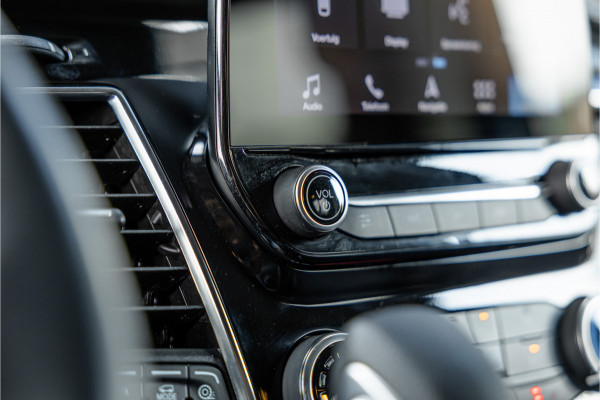 Ford Transit Custom 2.0 TDCI 185 PK Sport | Marge | BPM & BTW Vrij | ACC | Bi-Xenon | Camera | Navigatie | CarPlay | DAB | Trekhaak | Cruise control | Nieuwe APK