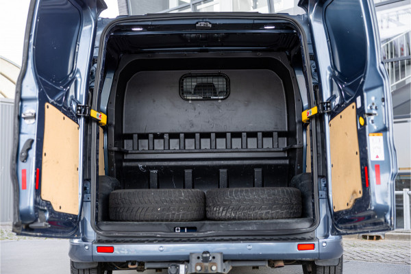 Ford Transit Custom 2.0 TDCI 185 PK Sport | Marge | BPM & BTW Vrij | ACC | Bi-Xenon | Camera | Navigatie | CarPlay | DAB | Trekhaak | Cruise control | Nieuwe APK
