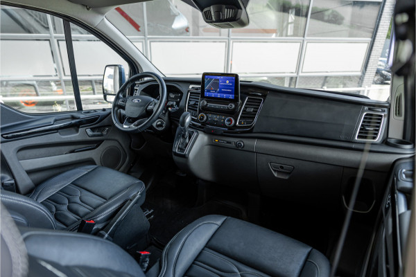 Ford Transit Custom 320 2.0 TDCI L2H1 Platinum Edition DC | Bi-Xenon | Navigatie | CarPlay | Camera | Lederen bekleding | Stoelverwarming | L+R Schuifdeur | DAB | Dubbel cabine | Nieuwe APK | Euro 6