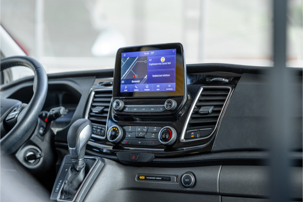 Ford Transit Custom 320 2.0 TDCI L2H1 Platinum Edition DC | Bi-Xenon | Navigatie | CarPlay | Camera | Lederen bekleding | Stoelverwarming | L+R Schuifdeur | DAB | Dubbel cabine | Nieuwe APK | Euro 6