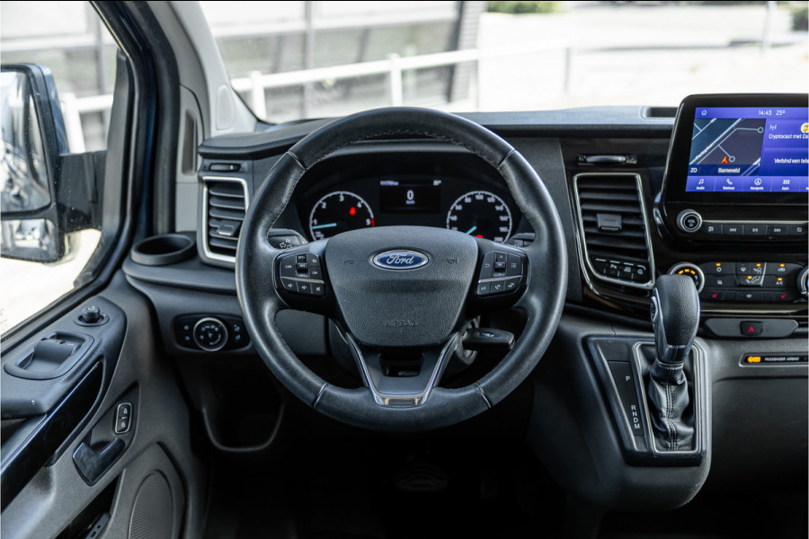Ford Transit Custom 320 2.0 TDCI L2H1 Platinum Edition DC | Bi-Xenon | Navigatie | CarPlay | Camera | Lederen bekleding | Stoelverwarming | L+R Schuifdeur | DAB | Dubbel cabine | Nieuwe APK | Euro 6