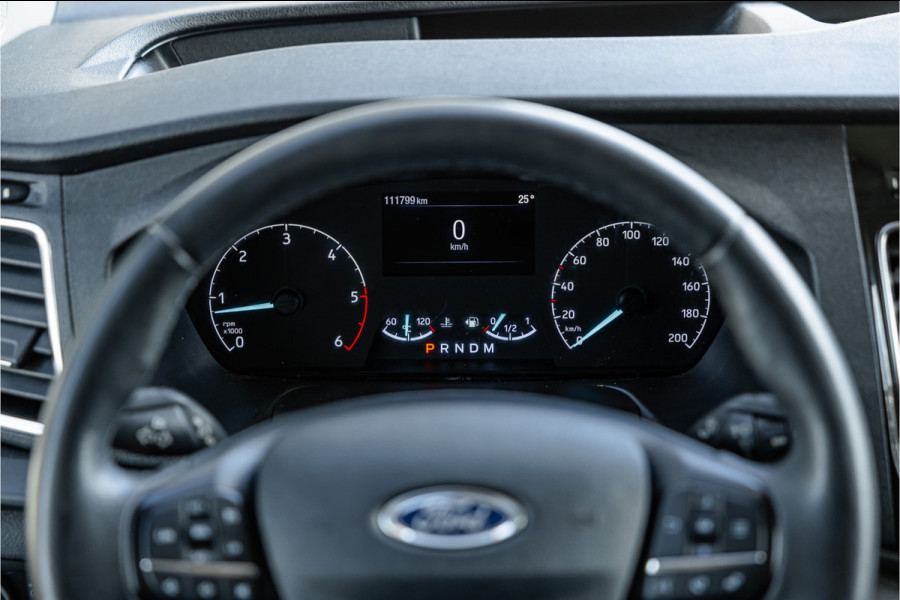 Ford Transit Custom 320 2.0 TDCI L2H1 Platinum Edition DC | Bi-Xenon | Navigatie | CarPlay | Camera | Lederen bekleding | Stoelverwarming | L+R Schuifdeur | DAB | Dubbel cabine | Nieuwe APK | Euro 6