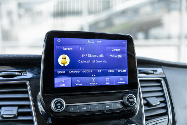 Ford Transit Custom 320 2.0 TDCI L2H1 Platinum Edition DC | Bi-Xenon | Navigatie | CarPlay | Camera | Lederen bekleding | Stoelverwarming | L+R Schuifdeur | DAB | Dubbel cabine | Nieuwe APK | Euro 6