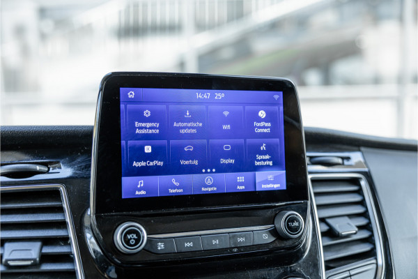 Ford Transit Custom 320 2.0 TDCI L2H1 Platinum Edition DC | Bi-Xenon | Navigatie | CarPlay | Camera | Lederen bekleding | Stoelverwarming | L+R Schuifdeur | DAB | Dubbel cabine | Nieuwe APK | Euro 6