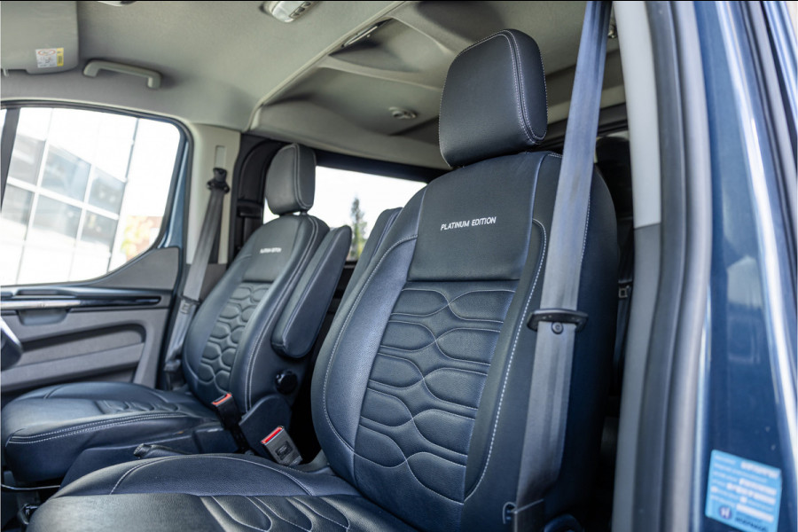 Ford Transit Custom 320 2.0 TDCI L2H1 Platinum Edition DC | Bi-Xenon | Navigatie | CarPlay | Camera | Lederen bekleding | Stoelverwarming | L+R Schuifdeur | DAB | Dubbel cabine | Nieuwe APK | Euro 6