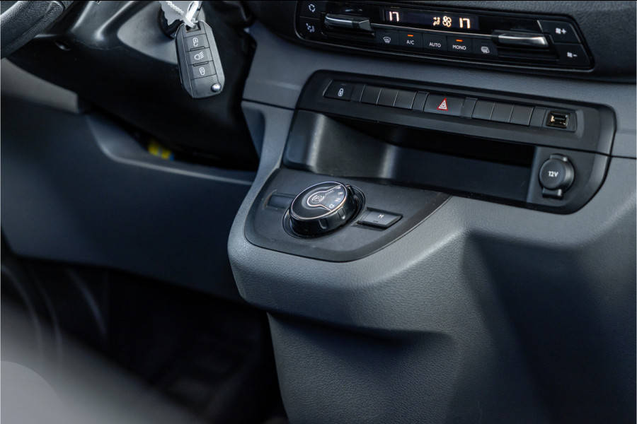 Peugeot Expert 2.0 BlueHDI 180 Long Premium DC | Dubbel cabine | L+R Schuifdeur | CarPlay | Camera | Navigatie | Blind Spot | Trekhaak | Cruise control | Nieuwe APK | Euro 6