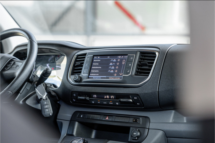 Peugeot Expert 2.0 BlueHDI 180 Long Premium DC | Dubbel cabine | L+R Schuifdeur | CarPlay | Camera | Navigatie | Blind Spot | Trekhaak | Cruise control | Nieuwe APK | Euro 6