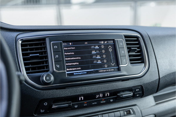 Peugeot Expert 2.0 BlueHDI 180 Long Premium DC | Dubbel cabine | L+R Schuifdeur | CarPlay | Camera | Navigatie | Blind Spot | Trekhaak | Cruise control | Nieuwe APK | Euro 6