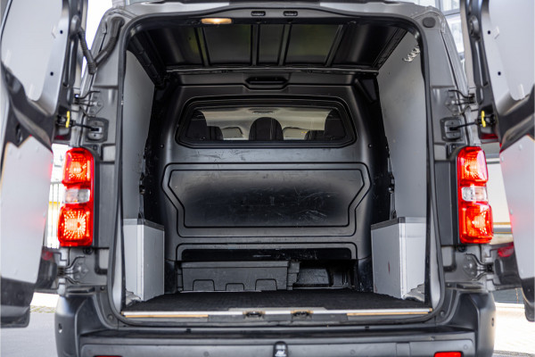 Peugeot Expert 2.0 BlueHDI 180 Long Premium DC | Dubbel cabine | L+R Schuifdeur | CarPlay | Camera | Navigatie | Blind Spot | Trekhaak | Cruise control | Nieuwe APK | Euro 6