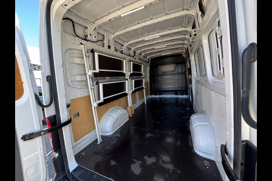 Volkswagen Crafter 35 2.0 TDI L4H3 Highline EURO VI 2024 BTW