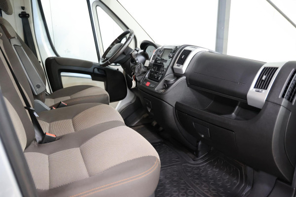 Peugeot Boxer 141 PK PERSONENBUS 9 PERSOONS