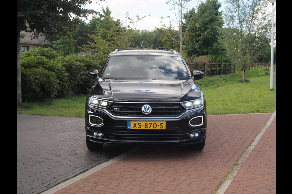 Volkswagen T-Roc 1.5 TSI R-Line | Camera | Trekhaak | Beats | Apple Carplay | ACC |