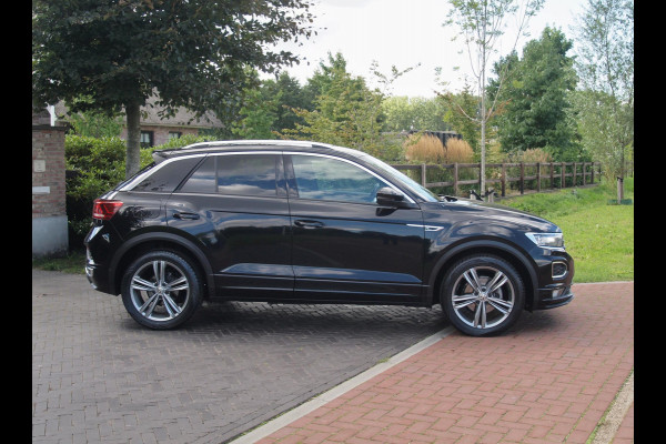Volkswagen T-Roc 1.5 TSI R-Line | Camera | Trekhaak | Beats | Apple Carplay | ACC |