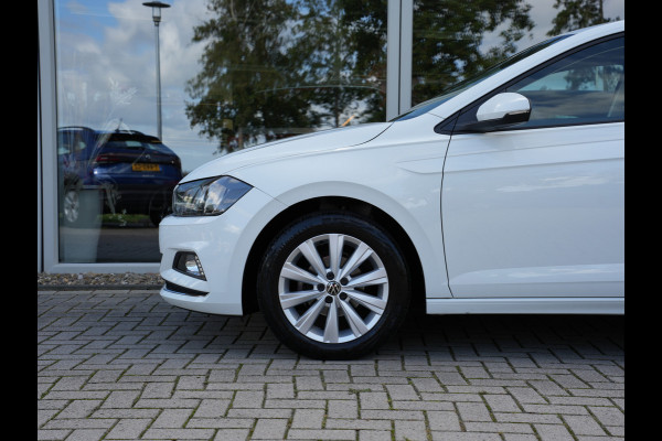 Volkswagen Polo 1.0 TSI Highline | Cruise Control Adaptief | Draadloze Telefoonlader | Apple Carplay/ Android Auto |