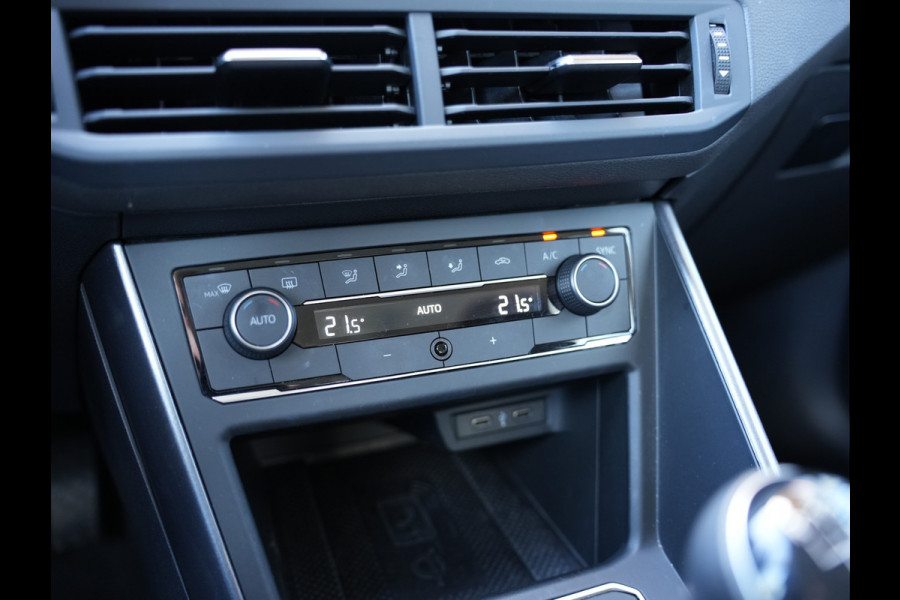 Volkswagen Polo 1.0 TSI Highline | Cruise Control Adaptief | Draadloze Telefoonlader | Apple Carplay/ Android Auto |