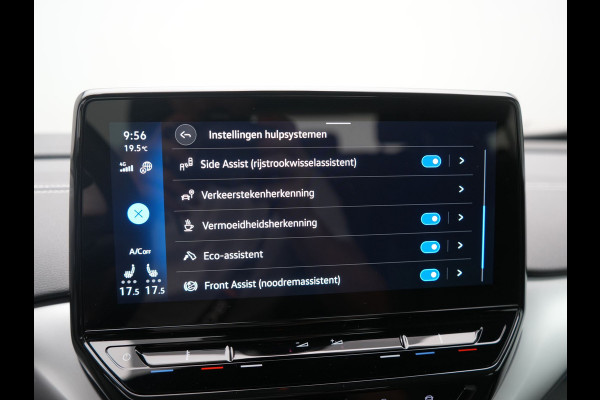 Volkswagen ID.4 Pro 77 kWh 204pk Dealer O.H. | Adaptive Cruise | 360 Camera | Alcantara Sportstoelen & Stuur Verwarmd | Keyless | Blis | Sfeerverlichting | Apple Carplay | Navigatie | DAB | 21"L.M |