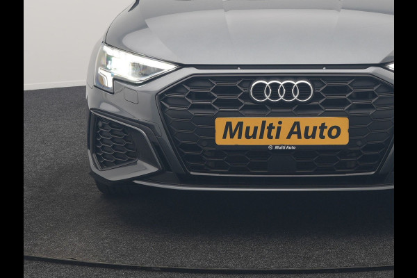 Audi A3 Sportback 45 TFSI e S Line PHEV 245pk Dealer O.H. | Adaptive Cruise | Camera | Sportstoelen Verwarmd | Apple Carplay | Blis | Navigatie | DAB | Virtual | 18" L.M