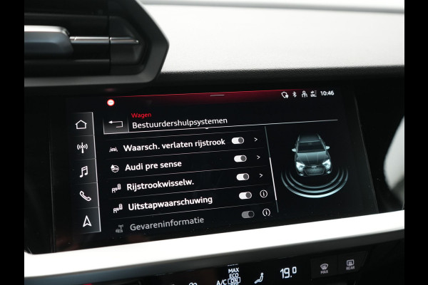 Audi A3 Sportback 45 TFSI e S Line PHEV 245pk Dealer O.H. | Adaptive Cruise | Camera | Sportstoelen Verwarmd | Apple Carplay | Blis | Navigatie | DAB | Virtual | 18" L.M