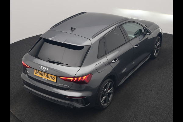 Audi A3 Sportback 45 TFSI e S Line PHEV 245pk Dealer O.H. | Adaptive Cruise | Camera | Sportstoelen Verwarmd | Apple Carplay | Blis | Navigatie | DAB | Virtual | 18" L.M