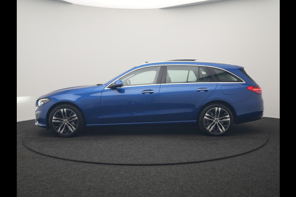 Mercedes-Benz C-Klasse Estate 300 e Avantgarde 313pk Dealer O.H | Trekhaak Af Fabriek | Panodak | Adaptive Cruise | 360 Camera | Digital LED | Head Up | Lederen Sportstoelen Verwarmd | Keyless | Apple Carplay | Virtual | Sfeerverlichting | Navigatie | DAB