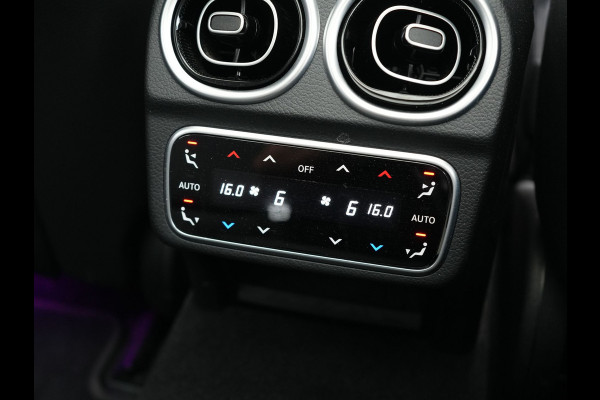 Mercedes-Benz C-Klasse Estate 300 e Avantgarde 313pk Dealer O.H | Trekhaak Af Fabriek | Panodak | Adaptive Cruise | 360 Camera | Digital LED | Head Up | Lederen Sportstoelen Verwarmd | Keyless | Apple Carplay | Virtual | Sfeerverlichting | Navigatie | DAB