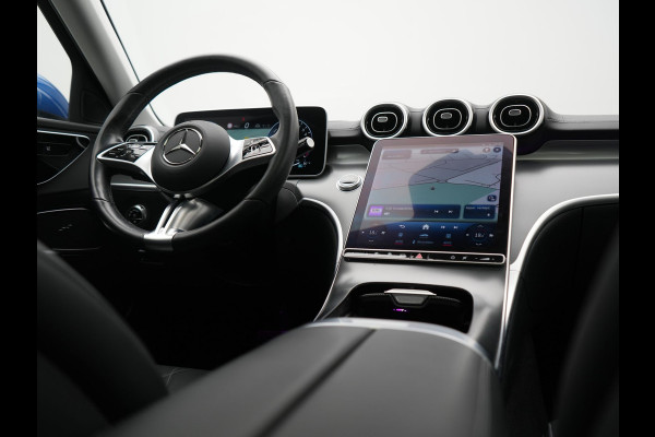 Mercedes-Benz C-Klasse Estate 300 e Avantgarde 313pk Dealer O.H | Trekhaak Af Fabriek | Panodak | Adaptive Cruise | 360 Camera | Digital LED | Head Up | Lederen Sportstoelen Verwarmd | Keyless | Apple Carplay | Virtual | Sfeerverlichting | Navigatie | DAB