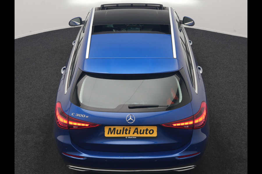 Mercedes-Benz C-Klasse Estate 300 e Avantgarde 313pk Dealer O.H | Trekhaak Af Fabriek | Panodak | Adaptive Cruise | 360 Camera | Digital LED | Head Up | Lederen Sportstoelen Verwarmd | Keyless | Apple Carplay | Virtual | Sfeerverlichting | Navigatie | DAB