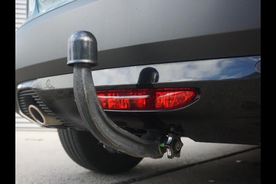 Citroën C4 1.2 Puretech Shine Pack Business | Panoramadak | Stoelmassage |