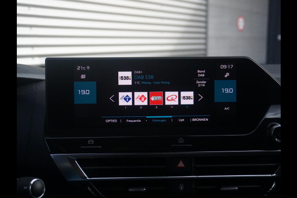 Citroën C4 1.2 Puretech Shine Pack Business | Panoramadak | Stoelmassage |