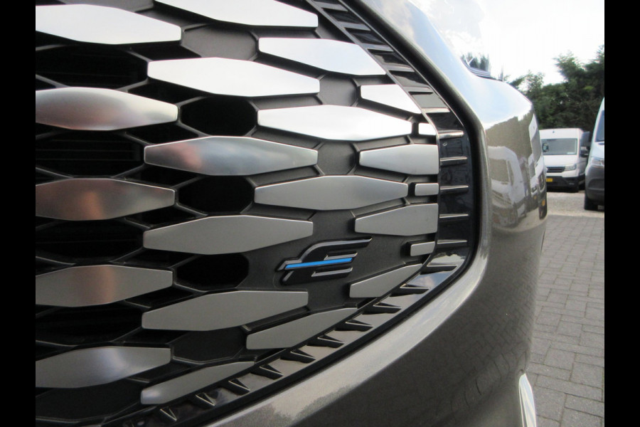 Ford E-Transit Cust. 340 L2 Limited, 71kWh, 218pk, Carplay, Camera, Stoelverwarming.