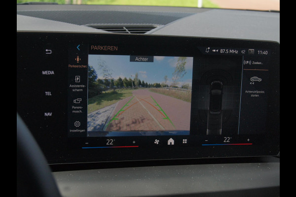 BMW 1-serie 120 M Sport Design Edition | M-Pakket | Camera | Apple Carplay | Sfeerverlichting | NL-Auto |