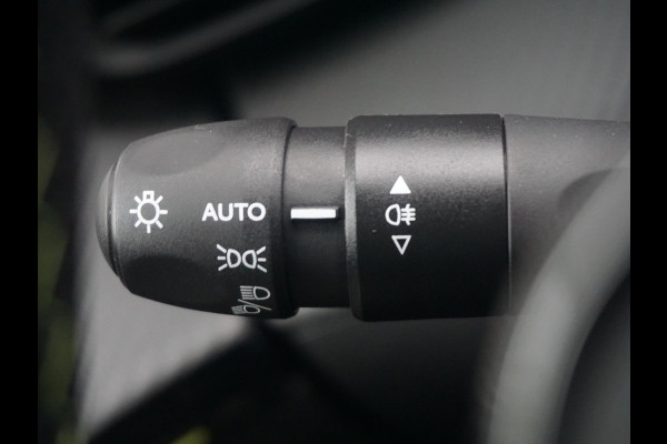 Peugeot 208 1.2 Hybrid 145 e-DCS6 GT 360 Camera
