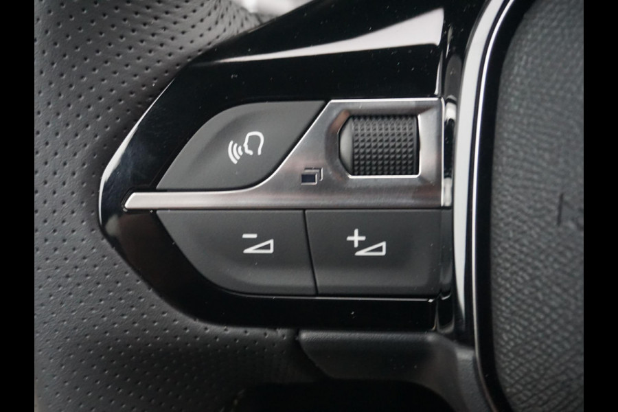 Peugeot 208 1.2 Hybrid 145 e-DCS6 GT 360 Camera