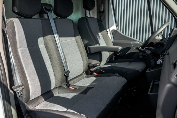 Renault Master **2.3dCi | Bakwagen met Laadklep | LED | Carplay | Camera | Cruise**
