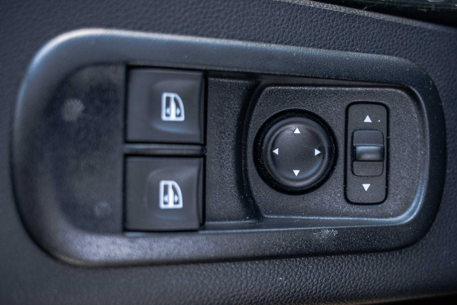 Renault Master **2.3dCi | Bakwagen met Laadklep | LED | Carplay | Camera | Cruise**