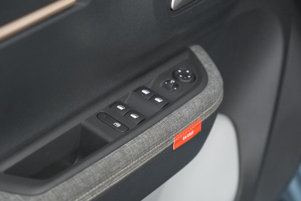 Citroën C3 Aircross 1.2 Turbo 100pk Plus | Camera | Parkeersensoren | Apple Carplay