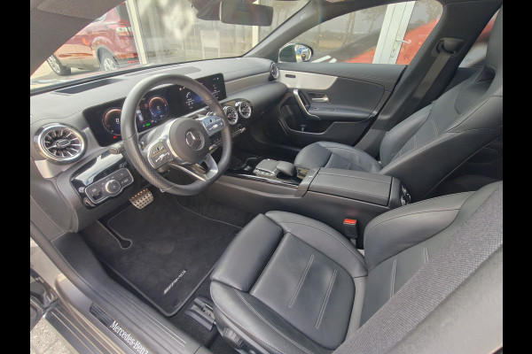 Mercedes-Benz CLA-Klasse 250 E Premium Plus / 360 Camera / Pano / Adap. Cruise. / Keyless /