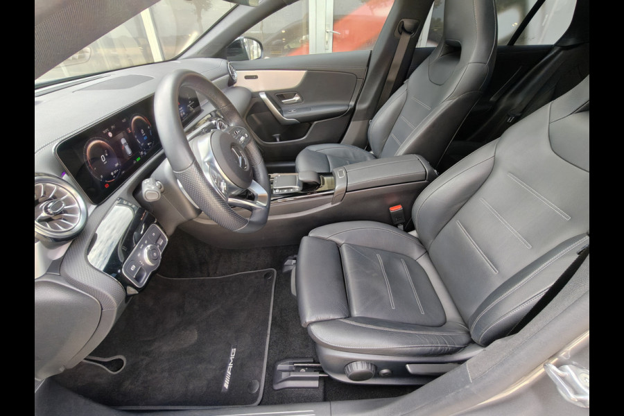 Mercedes-Benz CLA-Klasse 250 E Premium Plus / 360 Camera / Pano / Adap. Cruise. / Keyless /