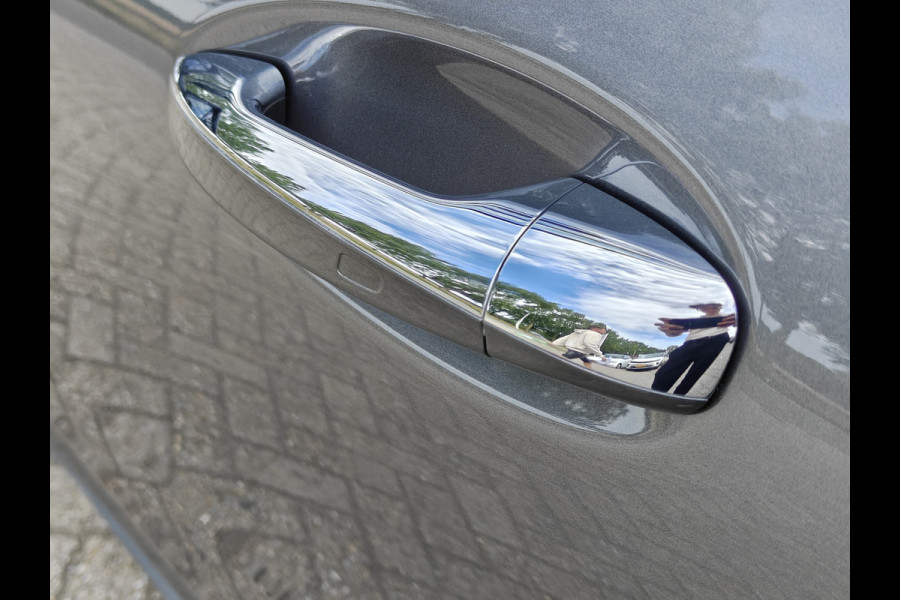 Mercedes-Benz CLA-Klasse 250 E Premium Plus / 360 Camera / Pano / Adap. Cruise. / Keyless /