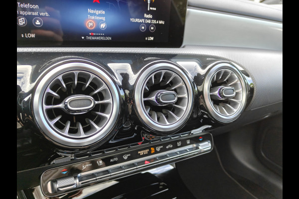 Mercedes-Benz CLA-Klasse 250 E Premium Plus / 360 Camera / Pano / Adap. Cruise. / Keyless /