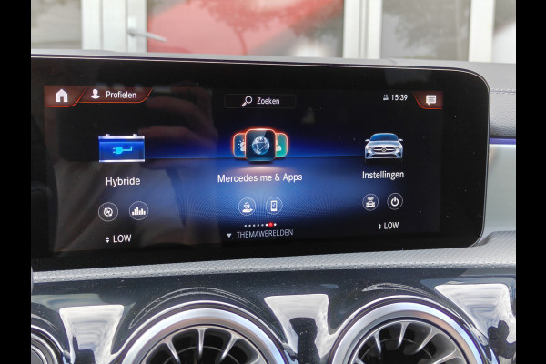 Mercedes-Benz CLA-Klasse 250 E Premium Plus / 360 Camera / Pano / Adap. Cruise. / Keyless /