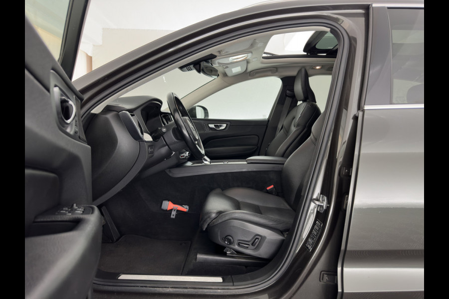 Volvo XC60 2.0 T8 AWD Inscription (Plug-In) *PANO | LEATHER | FULL-LED | MEMORY-PACK | HARMAN/KARDON-AUDIO | CAMERA | HEATED-CONTOURSEATS | DIGI-COCKPIT | NAVI-FULLMAP | PRIVACYGLASS | ECC | PDC | CRUISE | CARPLAY | TOWBAR | 19''ALU*