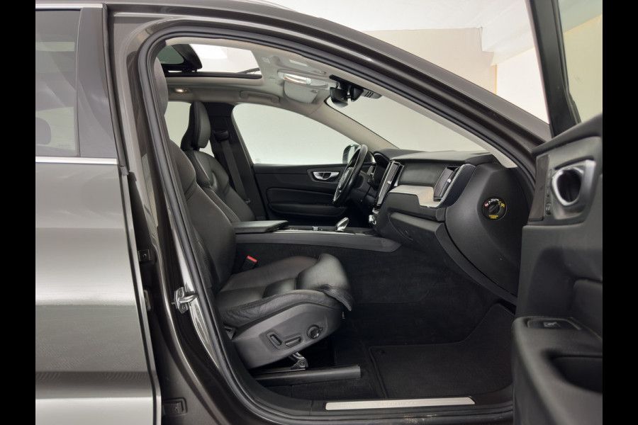 Volvo XC60 2.0 T8 AWD Inscription (Plug-In) *PANO | LEATHER | FULL-LED | MEMORY-PACK | HARMAN/KARDON-AUDIO | CAMERA | HEATED-CONTOURSEATS | DIGI-COCKPIT | NAVI-FULLMAP | PRIVACYGLASS | ECC | PDC | CRUISE | CARPLAY | TOWBAR | 19''ALU*