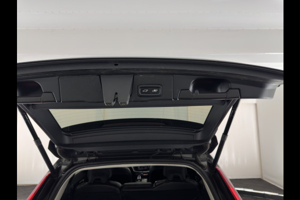 Volvo XC60 2.0 T8 AWD Inscription (Plug-In) *PANO | LEATHER | FULL-LED | MEMORY-PACK | HARMAN/KARDON-AUDIO | CAMERA | HEATED-CONTOURSEATS | DIGI-COCKPIT | NAVI-FULLMAP | PRIVACYGLASS | ECC | PDC | CRUISE | CARPLAY | TOWBAR | 19''ALU*