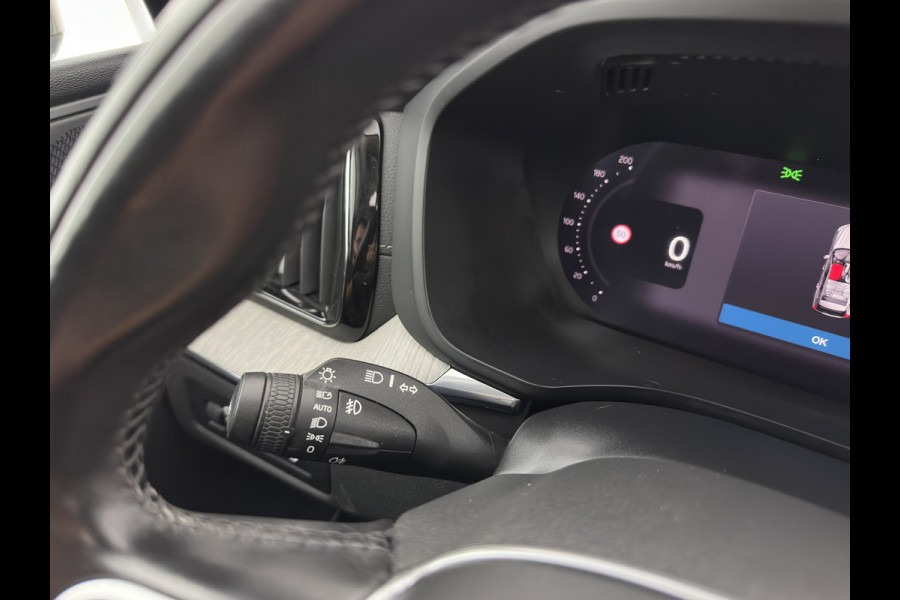 Volvo XC60 2.0 T8 AWD Inscription (Plug-In) *PANO | LEATHER | FULL-LED | MEMORY-PACK | HARMAN/KARDON-AUDIO | CAMERA | HEATED-CONTOURSEATS | DIGI-COCKPIT | NAVI-FULLMAP | PRIVACYGLASS | ECC | PDC | CRUISE | CARPLAY | TOWBAR | 19''ALU*