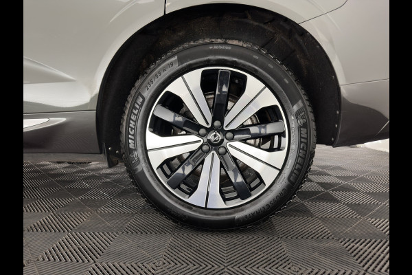 Volvo XC60 2.0 T8 AWD Inscription (Plug-In) *PANO | LEATHER | FULL-LED | MEMORY-PACK | HARMAN/KARDON-AUDIO | CAMERA | HEATED-CONTOURSEATS | DIGI-COCKPIT | NAVI-FULLMAP | PRIVACYGLASS | ECC | PDC | CRUISE | CARPLAY | TOWBAR | 19''ALU*
